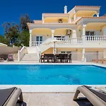 Casa Castelo By Algarve Vacation Βίλα Αλμπουφέιρα