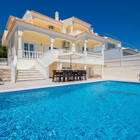Villa Casa Castelo - Refugio Com Piscina Aquecivel E Bbq Na Gale, *