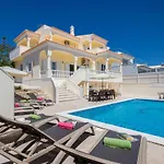 וילה Casa Castelo By Algarve Vacation אלבופיירה