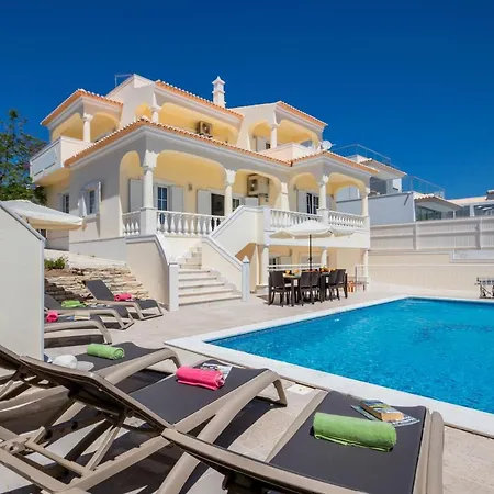Villa Casa Castelo - Refugio Com Piscina Aquecivel E Bbq Na Gale, Albufeira