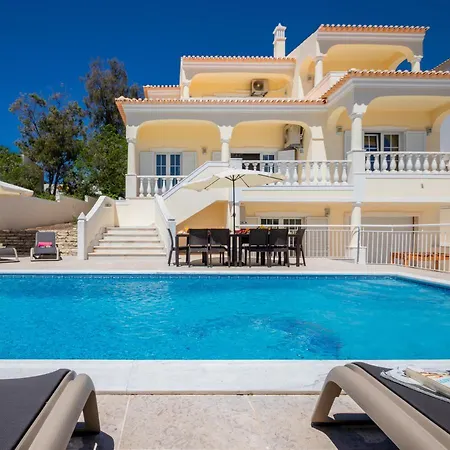Casa Castelo - Refugio Com Piscina Aquecivel E Bbq Na Gale, Vila Albufeira