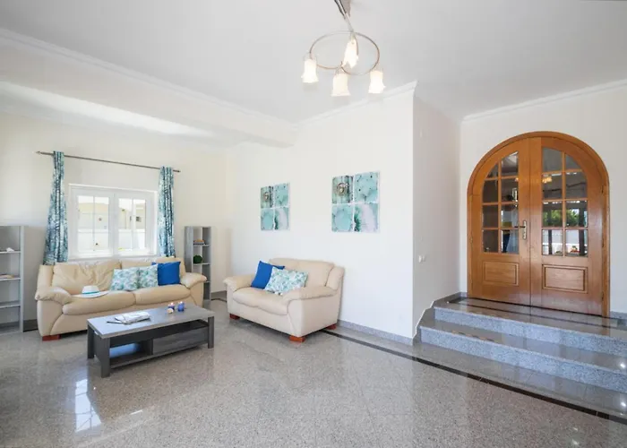 Casa Castelo By Algarve Vacation Villa Albufeira